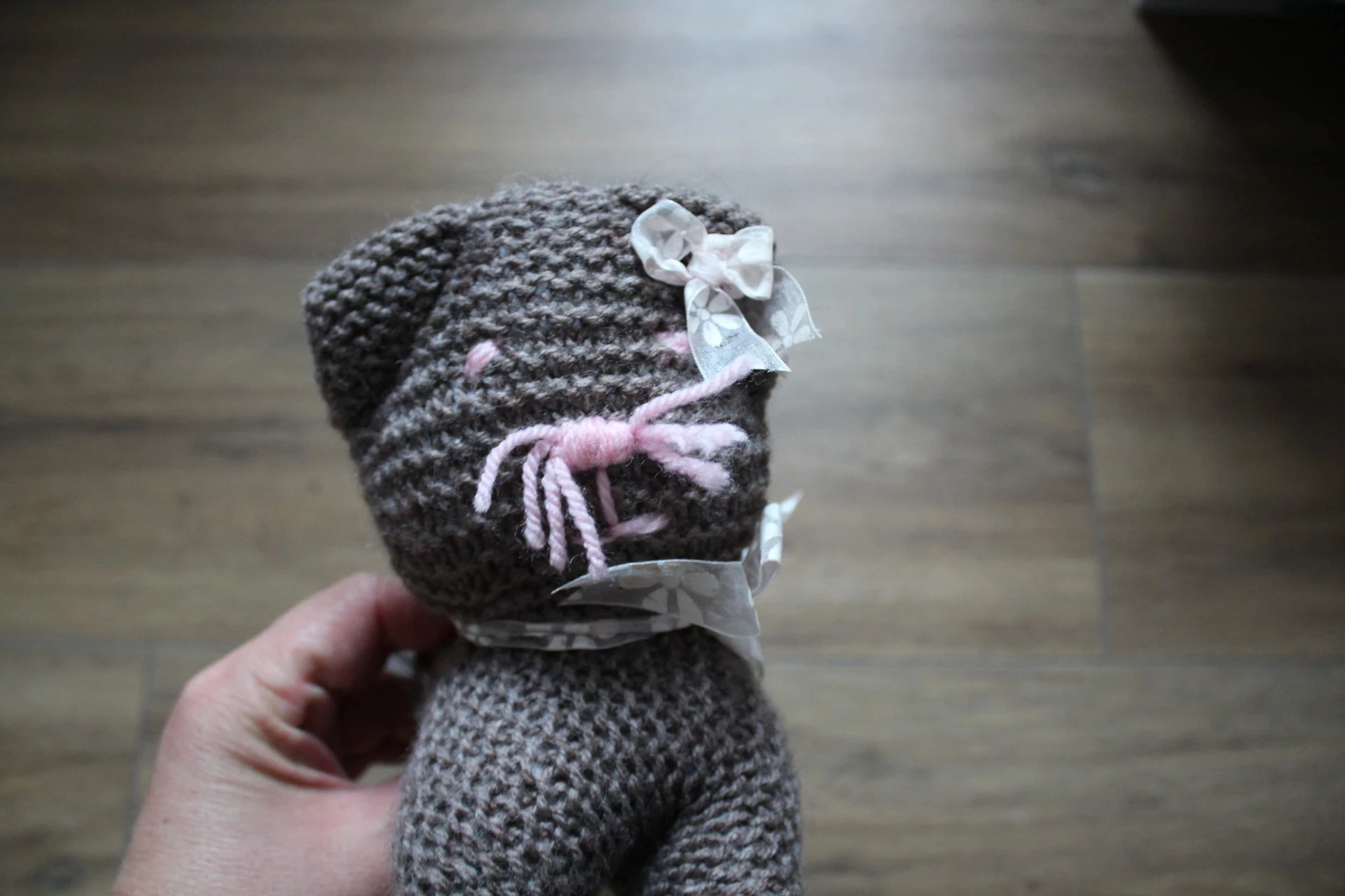 Doudou Chat en tricot fait main - Marron et Rose – photo 5